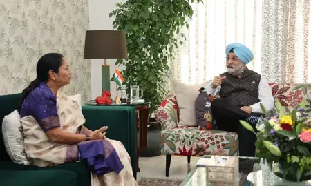 दिल्ली में 8,941 करोड़ की जल परियोजनाओं को मिलेगी रफ्तार, सीएम रेखा गुप्ता ने एलजी से की मुलाकात दिल्ली में 8,941 करोड़ की जल परियोजनाओं को मिलेगी रफ्तार, सीएम रेखा गुप्ता ने एलजी से की मुलाकात