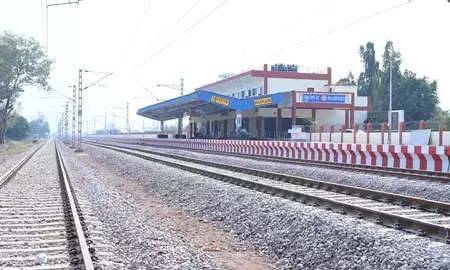आजादी के बाद पहली बार रावघाट तक पहुंचेगी रेल, छत्तीसगढ़ के विकास में जुड़ेगा नया ऐतिहासिक अध्याय: सीएम विष्णु देव साय आजादी के बाद पहली बार रावघाट तक पहुंचेगी रेल, छत्तीसगढ़ के विकास में जुड़ेगा नया ऐतिहासिक अध्याय: सीएम विष्णु देव साय