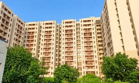 दिल्ली वालों के लिए बड़ा मौका! DDA ने निकाले हजारों फ्लैट, कीमत सुन चौंक जाएंगे