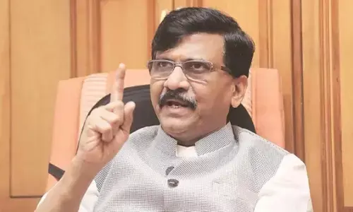 महाराष्ट्र में जंगलराज... संजय राउत की बड़ी मांग, बोले- अब राष्ट्रपति शासन ही आखिरी रास्ता महाराष्ट्र में जंगलराज... संजय राउत की बड़ी मांग, बोले- अब राष्ट्रपति शासन ही आखिरी रास्ता
