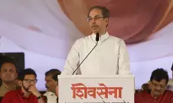 जब सरकार जनहित में काम करना बंद कर दे तो उसे बदल देना चाहिए: उद्धव ठाकरे