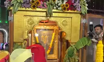 शिरडी में श्री साईबाबा के 108वें पुण्यतिथि उत्सव शिरडी में श्री साईबाबा के 108वें पुण्यतिथि उत्सव