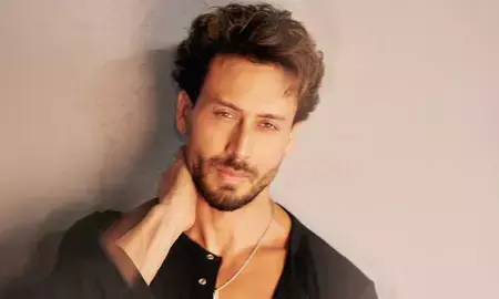टाइगर से जुड़े फेक न्यूज और एआई-जनरेटेड कंटेंट फैलाने वालों के खिलाफ कानूनी कार्रवाई की चेतावनी टाइगर से जुड़े फेक न्यूज और एआई-जनरेटेड कंटेंट फैलाने वालों के खिलाफ कानूनी कार्रवाई की चेतावनी