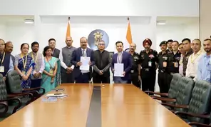 भारतीय सेना को मिलेंगे अत्याधुनिक हल्के रडार: रक्षा मंत्रालय ने भारत इलेक्ट्रॉनिक्स लिमिटेड के साथ ₹770 करोड़ का किया करार भारतीय सेना को मिलेंगे अत्याधुनिक हल्के रडार: रक्षा मंत्रालय ने भारत इलेक्ट्रॉनिक्स लिमिटेड के साथ ₹770 करोड़ का किया करार
