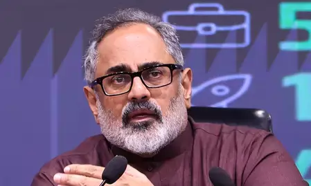 केरल भाजपा ने सीएमआरएल भ्रष्टाचार मामले में पिनाराई विजयन को बचाने का आरोप कांग्रेस पर लगाया