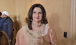 दलेर मेहंदी पर लगे आरोपों पर भड़कीं कुनिका सदानंद, बोलीं- ज्यादातर नेताओं में सभ्यता नहीं दलेर मेहंदी पर लगे आरोपों पर भड़कीं कुनिका सदानंद, बोलीं- ज्यादातर नेताओं में सभ्यता नहीं