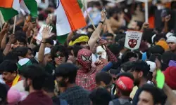 जेन जी विरोध को रचनात्मक आधार भी दें