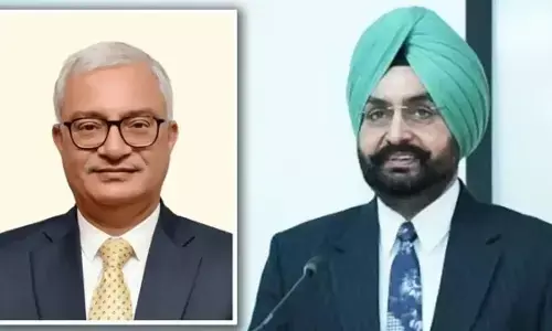 चुनाव आयुक्त संधू और जोशी ने की EC के इस अधिकारी की शिकायत, जानें क्यों नहीं हुई कोई कार्रवाई? चुनाव आयुक्त संधू और जोशी ने की EC के इस अधिकारी की शिकायत, जानें क्यों नहीं हुई कोई कार्रवाई?