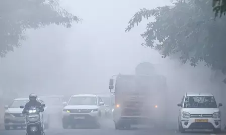 एक्यूआई और प्रदूषण स्तर बिगड़ने पर कौन सा मास्क रखेगा सुरक्षित