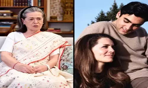 VIDEO: राजीव गांधी की किस अदा पर फिदा हुई थीं सोनिया गांधी? पहली मुलाकात का दिलचस्प किस्सा किया साझा VIDEO: राजीव गांधी की किस अदा पर फिदा हुई थीं सोनिया गांधी? पहली मुलाकात का दिलचस्प किस्सा किया साझा