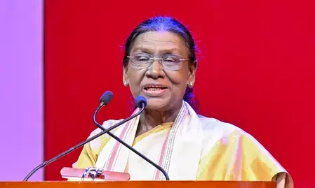 चक्रवात की आशंका के चलते राष्ट्रपति द्रौपदी मुर्मु का ओडिशा दौरा एक सप्ताह टला