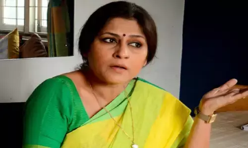 सिंदूर लगाने पर रूपा गांगुली का बेबाक जवाब, नुसरत जहां बोलीं- त्योहार मनाना निजी पसंद