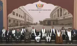 12वें ब्रिक्स संसदीय मंच में शामिल हुए पीएम मोदी, विदेशी प्रतिनिधियों से की बातचीत; बहुपक्षीय सहयोग और वैश्विक मुद्दों पर मंथन 12वें ब्रिक्स संसदीय मंच में शामिल हुए पीएम मोदी, विदेशी प्रतिनिधियों से की बातचीत; बहुपक्षीय सहयोग और वैश्विक मुद्दों पर मंथन