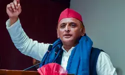 यूपी एमएलसी चुनाव की मतगणना में गड़बड़ी के आरोपों से गरमाई सियासत, अखिलेश ने चुनाव आयोग से मांगा हस्तक्षेप यूपी एमएलसी चुनाव की मतगणना में गड़बड़ी के आरोपों से गरमाई सियासत, अखिलेश ने चुनाव आयोग से मांगा हस्तक्षेप