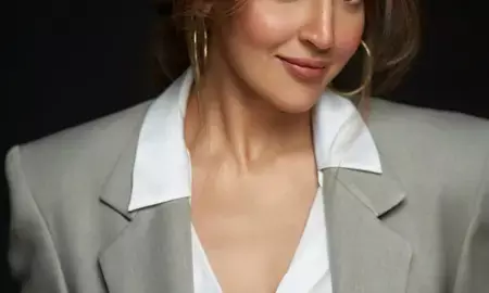 ट्रोलिंग को लेकर ईशा देओल ने कहा- मुझे तो बहुत क्यूट लगता है ट्रोलिंग को लेकर ईशा देओल ने कहा- मुझे तो बहुत क्यूट लगता है