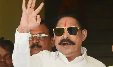 बिहार: पटना स्नातक सीट पर नतीजों से पहले अनंत सिंह ने फिर अनुज सिंह की जीत का किया दावा, आवास खाली करने पर भी बोले