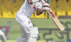 खराब रोशनी के कारण पहले दिन सिर्फ 74 ओवरों का खेल, शतक से एक रन दूर शादमान खराब रोशनी के कारण पहले दिन सिर्फ 74 ओवरों का खेल, शतक से एक रन दूर शादमान