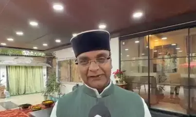 देवास शराब कांड से कांग्रेस प्रवक्ता के बेटे का नाता : मंत्री विश्वास सारंग ने कांग्रेस नेतृत्व को घेरा देवास शराब कांड से कांग्रेस प्रवक्ता के बेटे का नाता : मंत्री विश्वास सारंग ने कांग्रेस नेतृत्व को घेरा