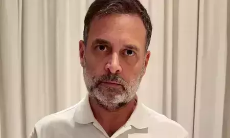 चक्रवात अर्नब पर राहुल गांधी चिंतित, प्रभावितों के लिए मांगी त्वरित राहत चक्रवात अर्नब पर राहुल गांधी चिंतित, प्रभावितों के लिए मांगी त्वरित राहत