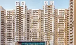 ग्रेटर नोएडा के महागुन मायवुड्स सोसाइटी में दर्दनाक हादसा, 23वीं मंजिल से गिरकर पिता-पुत्र की मौत ग्रेटर नोएडा के महागुन मायवुड्स सोसाइटी में दर्दनाक हादसा, 23वीं मंजिल से गिरकर पिता-पुत्र की मौत