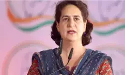 चक्रवात अर्नब का कहर: आंध्र प्रदेश और ओडिशा में बाढ़ से मची तबाही, किसानों की फसलें बर्बाद; प्रियंका गांधी ने की कांग्रेसियों से मदद की अपील चक्रवात अर्नब का कहर: आंध्र प्रदेश और ओडिशा में बाढ़ से मची तबाही, किसानों की फसलें बर्बाद; प्रियंका गांधी ने की कांग्रेसियों से मदद की अपील