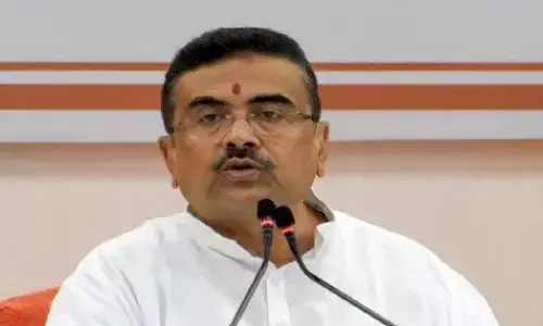 बंगाल में राजनीतिक हिंसा के पीड़ित परिवारों को सरकारी नौकरी देंगे शुभेंदु अधिकारी, 25 साल के मामलों को मिलेगा लाभ बंगाल में राजनीतिक हिंसा के पीड़ित परिवारों को सरकारी नौकरी देंगे शुभेंदु अधिकारी, 25 साल के मामलों को मिलेगा लाभ