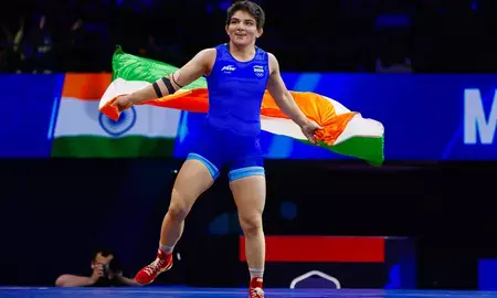 धवन ने मनीषा को ऐतिहासिक स्वर्ण पदक जीतने पर दी बधाई धवन ने मनीषा को ऐतिहासिक स्वर्ण पदक जीतने पर दी बधाई