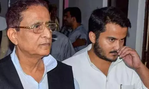 Uttar Pradesh: आजम खां और अब्दुल्ला आजम की रिहाई का रास्ता साफ, कोर्ट ने जारी किए परवाने Uttar Pradesh: आजम खां और अब्दुल्ला आजम की रिहाई का रास्ता साफ, कोर्ट ने जारी किए परवाने