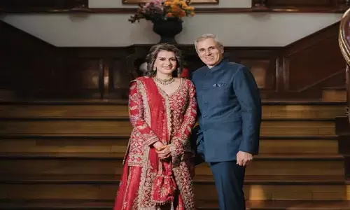 जम्मू-कश्मीर के सीएम उमर अब्दुल्ला ने पत्रकार निधि राजदान से रचाई शादी, सोशल मीडिया पर साझा की तस्वीरें जम्मू-कश्मीर के सीएम उमर अब्दुल्ला ने पत्रकार निधि राजदान से रचाई शादी, सोशल मीडिया पर साझा की तस्वीरें