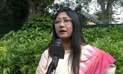 मुख्य चुनाव आयुक्त के खिलाफ इंडिया ब्लॉक का जन-महाभियोग: विपक्षी नेताओं का तीखा हमला, कहा— वोट चोरों को देश से हटाना होगा मुख्य चुनाव आयुक्त के खिलाफ इंडिया ब्लॉक का जन-महाभियोग: विपक्षी नेताओं का तीखा हमला, कहा— वोट चोरों को देश से हटाना होगा